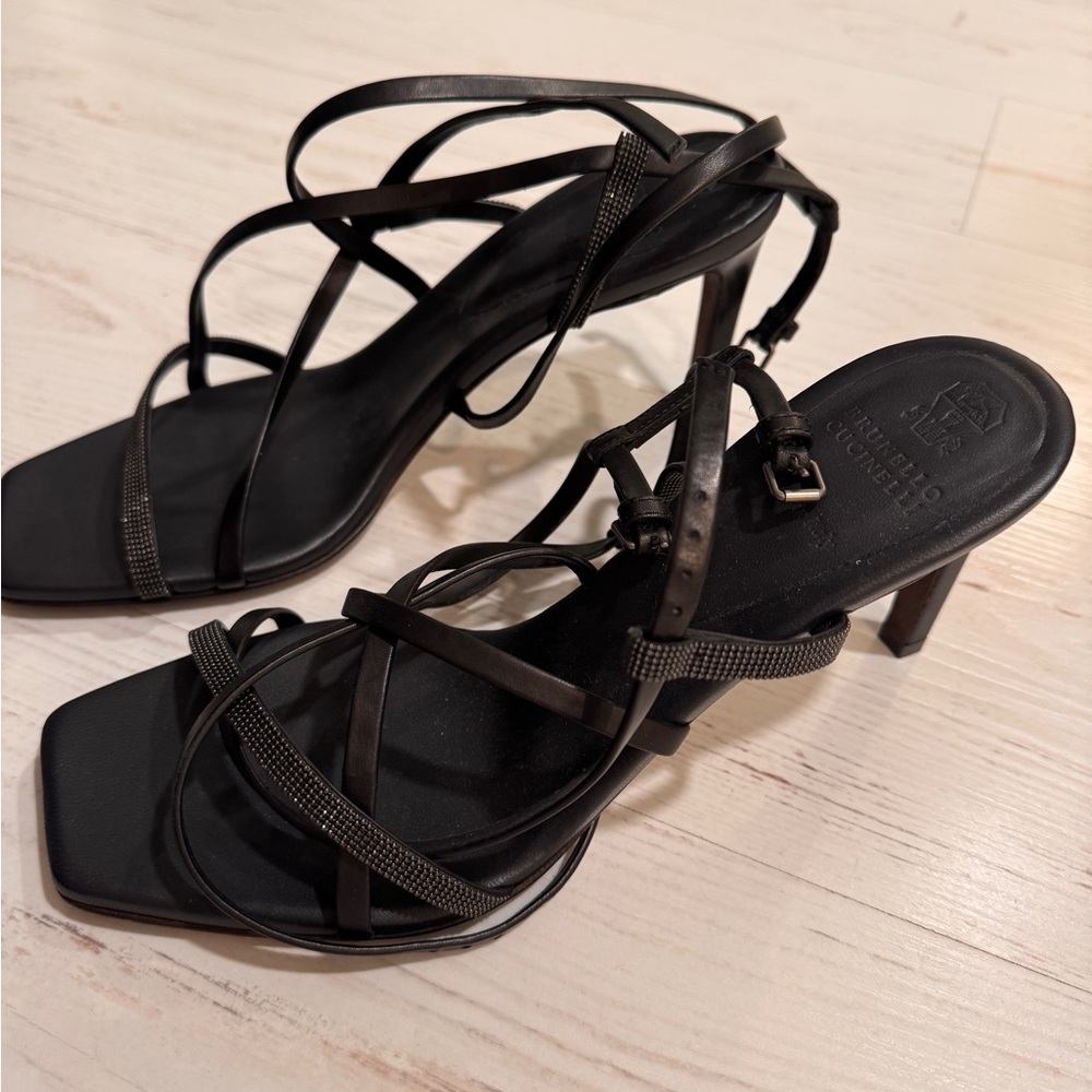 Women’s new Brunello Cucinelli black heels size 38